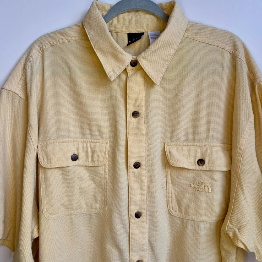 The North Face Shirt Men's XL Yellow Textured Button Up‎ Short Sleeve Hiking